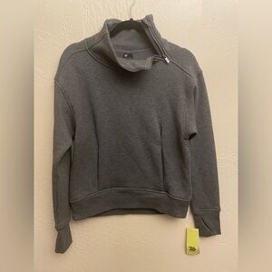 All In Motion Women’s Athletic Pullover Sweater Gray Side Neck Zip Size XS NWT